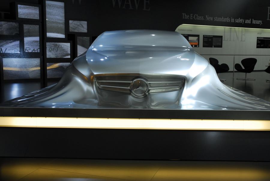  Mercedes-Benz CLS-Class Sculpture 2010 года  (фото 27 из 29)